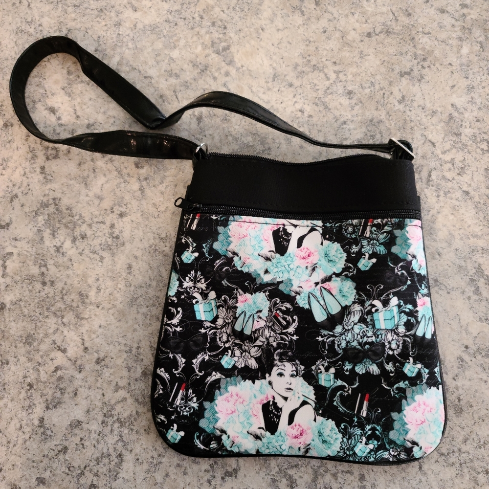 Breakfast at Tiffany's crossbody